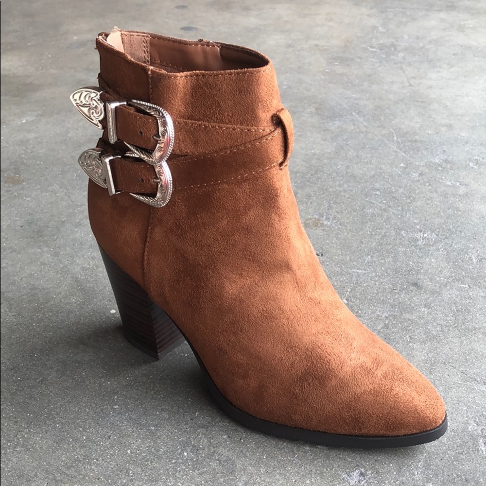 Delicious Women’s Faux Suede Booties Brown